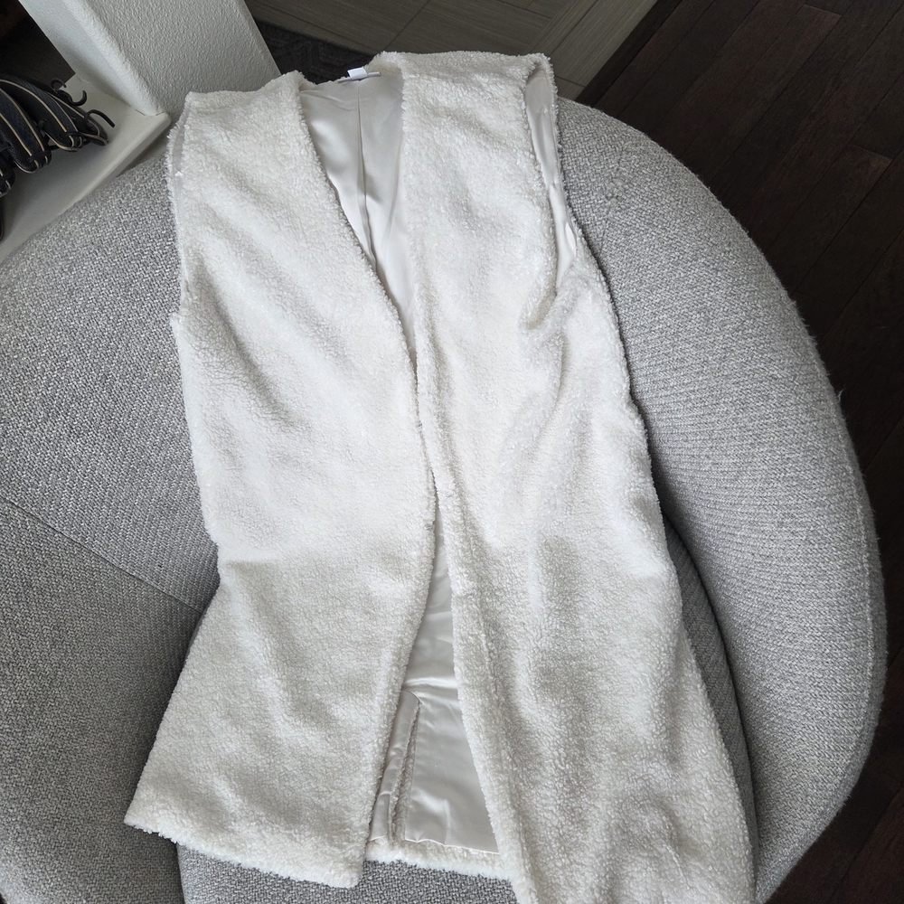 Women's J.Jill White Sleeveless Vest